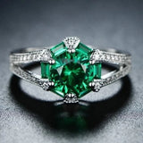 Tamxo™ Emerald Round Luxury Inlaid Women's Engagement Ring - Creative Wedding Anniversary Gift