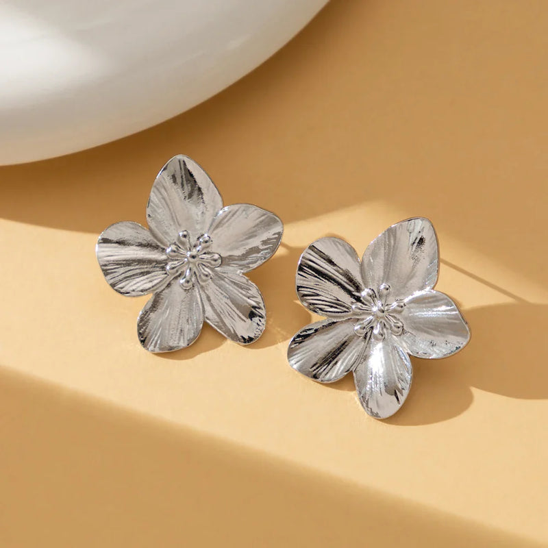 Tamxo™ Stainless Steel Flower Ring: Women's Fashion Charm Jewelry
